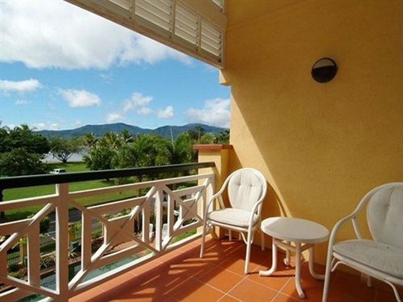 Waterfront Terraces Aparthotel Cairns Esterno foto