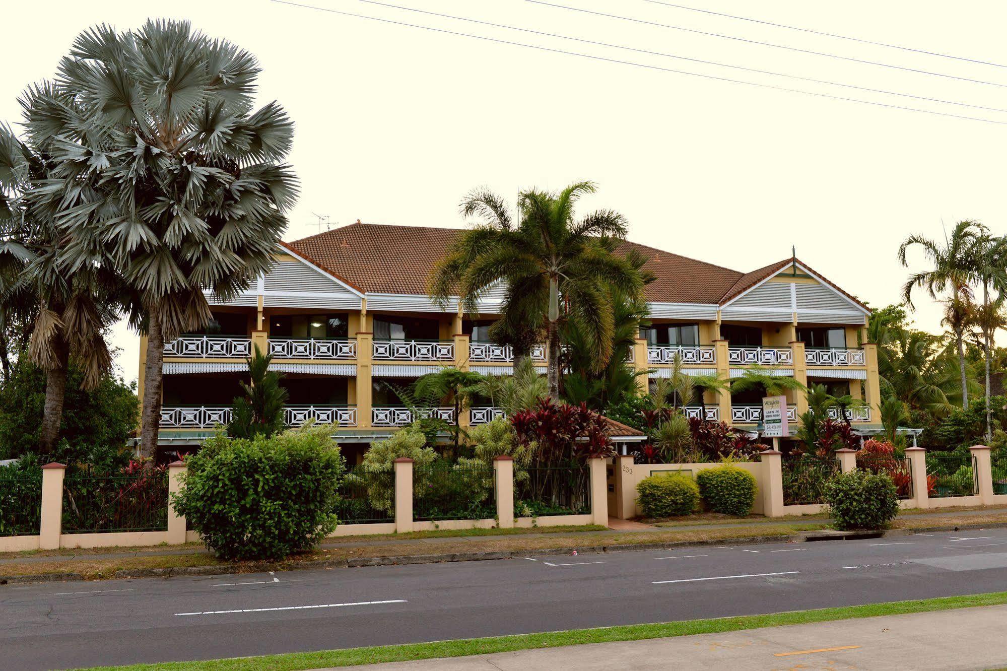 Waterfront Terraces Aparthotel Cairns Esterno foto